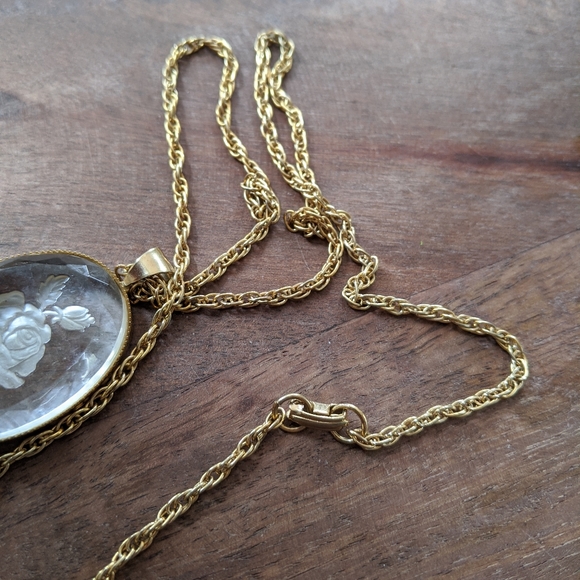 Vintage Etched Rose Pendant Necklace - Picture 3 of 4